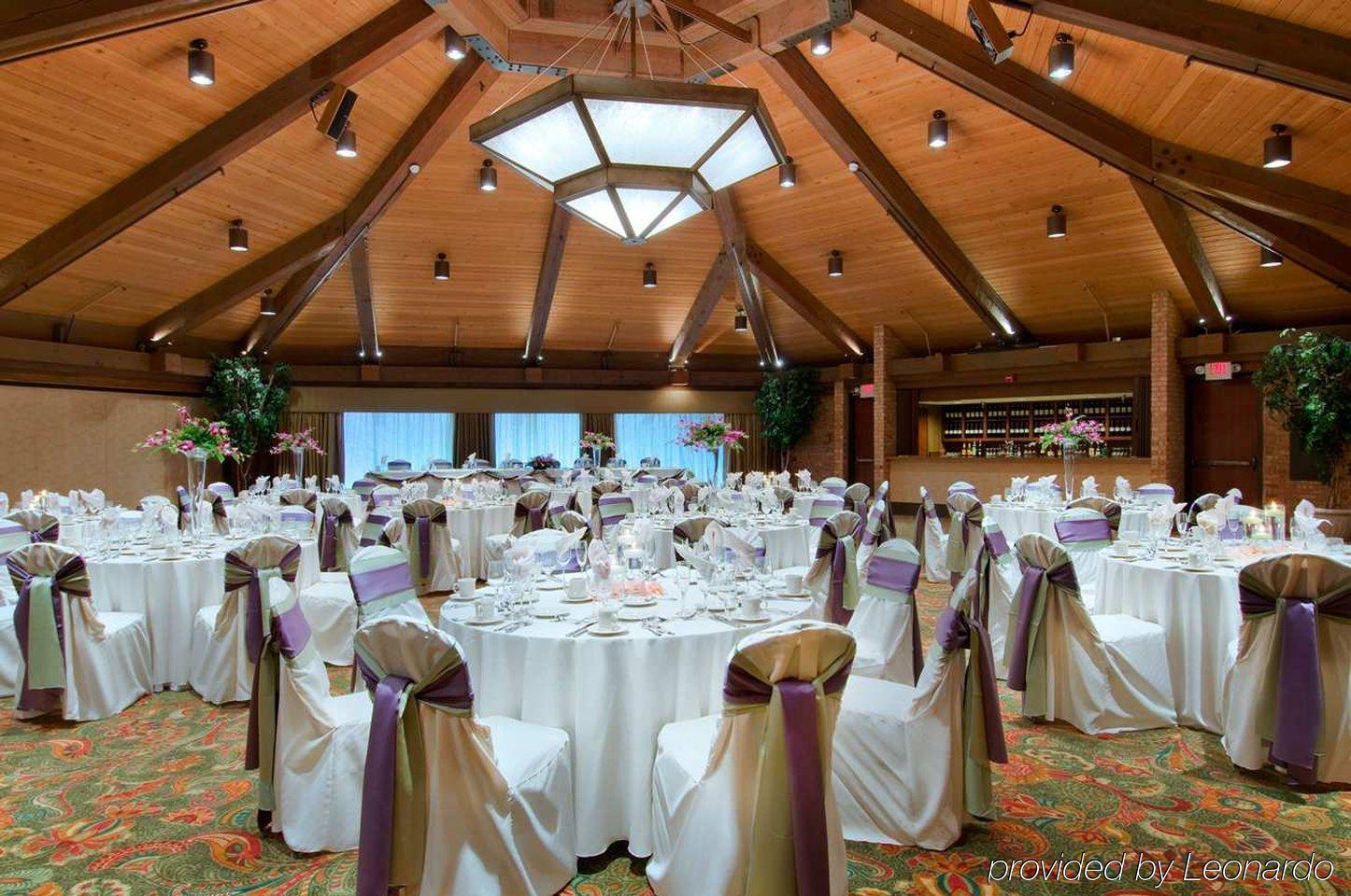 Indian Lakes Hotel Bloomingdale Restaurant photo